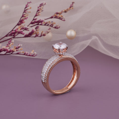 Round Brilliant Center Stone