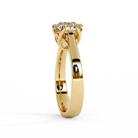 The Lucera Round Cut Ring