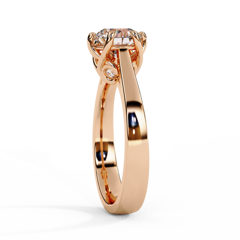 The Lucera Round Cut Ring